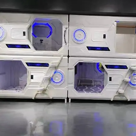 Belgrade Airport Space Capsule Beds *